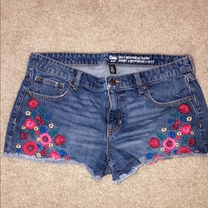 shorts with flowers